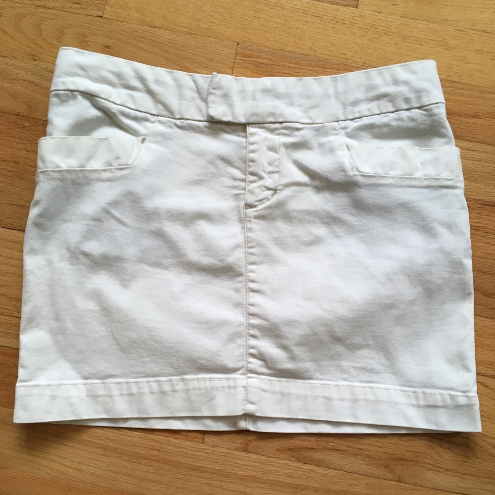 American Eagle Skirt, size 2, Off-white